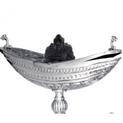 Turibolo Fregi Con Navetta Argento 800° 25 Cm -Vendite Consumabili 20002 20003 a turibolo con navetta in argento 800 con fregi alrwzza cm 25 550x550w