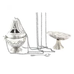 Turibolo Con Navetta In Ottone Cesellato Foglie 21 Cm