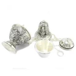 Turibolo Con Navetta Cesellato In Fusione Argentato 26 Cm 11 Turibolo Con Navetta Cesellato In Fusione Argentato 26 Cm -Vendite Consumabili 200030 turiblo con navetta cesellato in fusione argentato altezza cm 26 d 550x550w