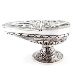 Turibolo E Navetta Ottone Argentato Cesellato 27 Cm -Vendite Consumabili 200057 turibolo e navetta ottone argentato cesellato 27 cmf 550x550w