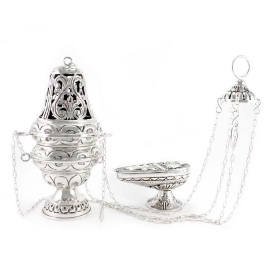 Turibolo E Navetta Cesellato Con Decoro Cerchi 28 Cm 1 Turibolo E Navetta Cesellato Con Decoro Cerchi 28 Cm