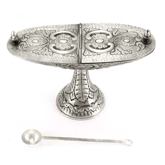 Turibolo E Navetta Cesellato Stile Barocco 30 Cm 2 Turibolo E Navetta Cesellato Stile Barocco 30 Cm - immagine 2